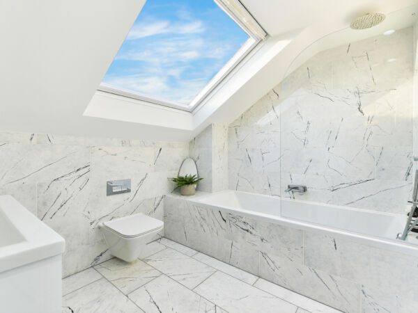 Calacatta-Viola-Honed-Marble-Bathroom