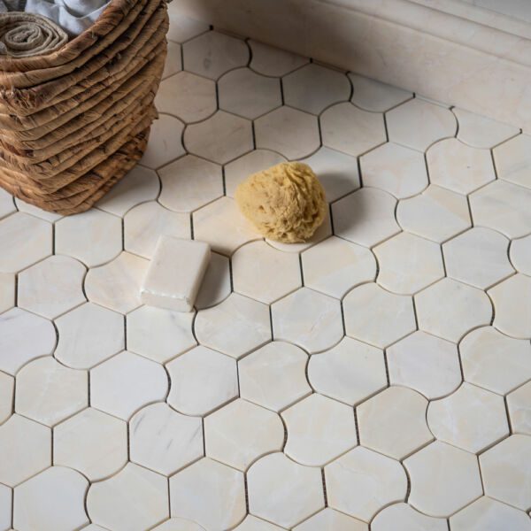 Calacatta-Amber-Marble-Curved-Hexagon-Mosaic
