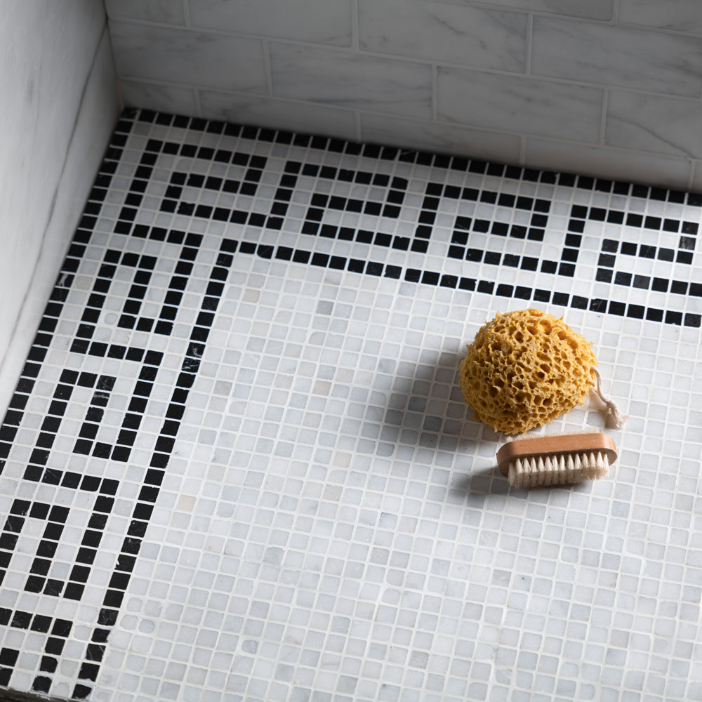 Calacatta-Marble-Mini-Mosaic-Greek-border-Mosaic-Handmade-marble-tiles