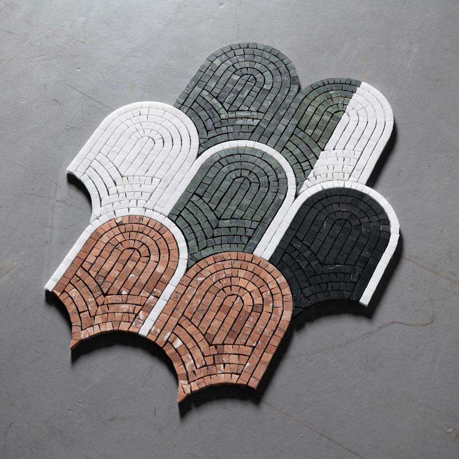 Rosso-Calacatta-Marble-Fan-Scallop-Mosaic